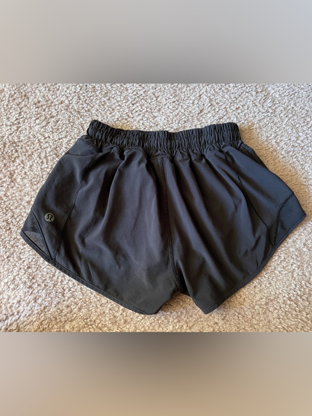 Lululemon Hotty Hot Short *High-Rise 2.5" *Black Sz 0 - Picture 3 of 9